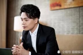 娱乐吃瓜君知名男主持,不生孩子不买房，低调人生背后的坚守与爱情