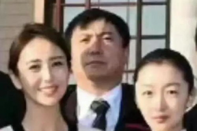 吃瓜三人娱乐圈,吃瓜三人组揭秘娱乐圈幕后风云