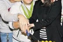 娱乐圈吃瓜赚200块,轻松赚200块，揭秘明星幕后故事