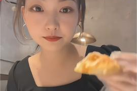 娱乐吃瓜酱刚满十八岁,十八岁青春启航，开启人生新篇章”